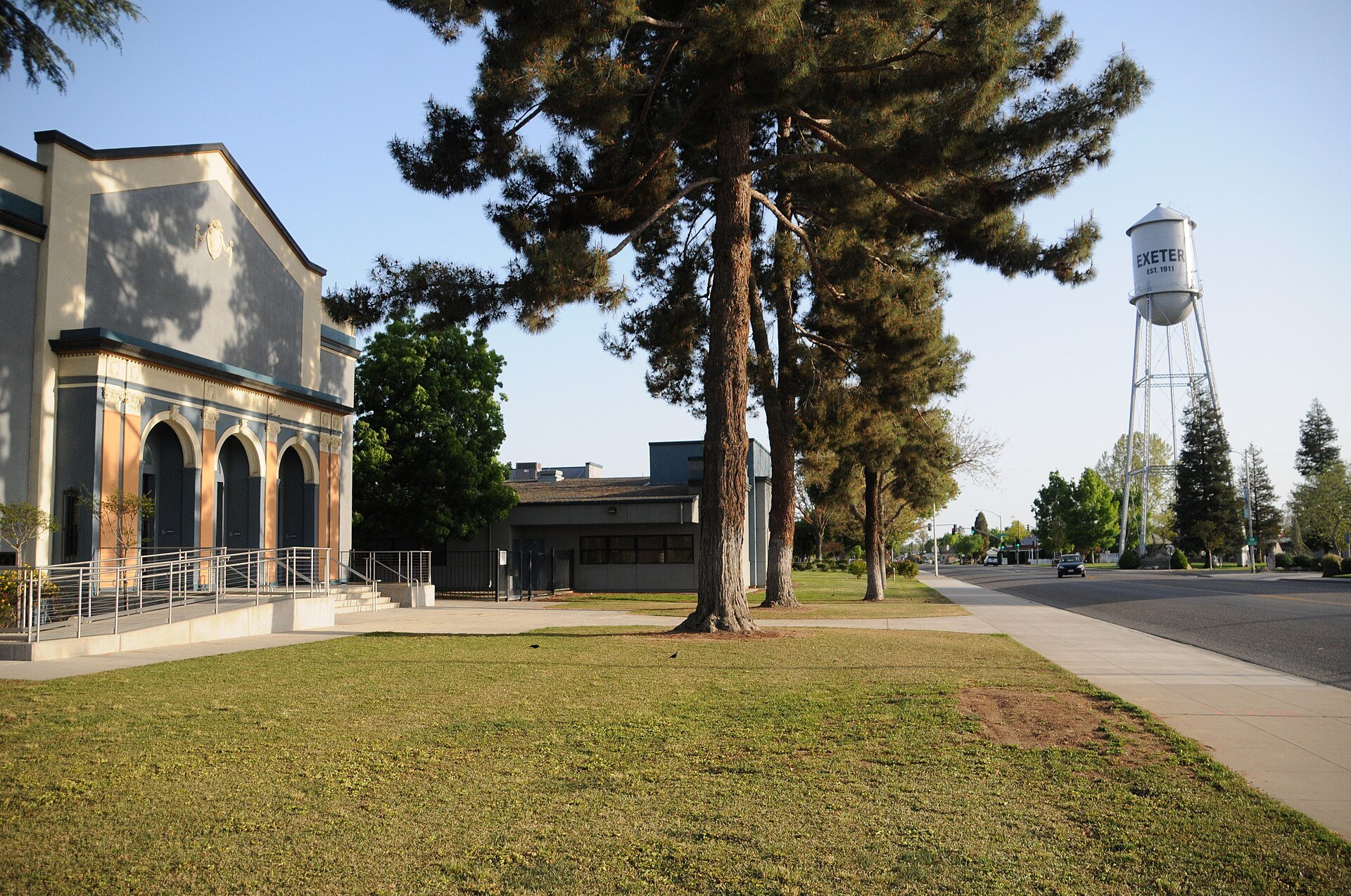 La matrícula de las escuelas públicas de California cae en 74,961 estudiantes